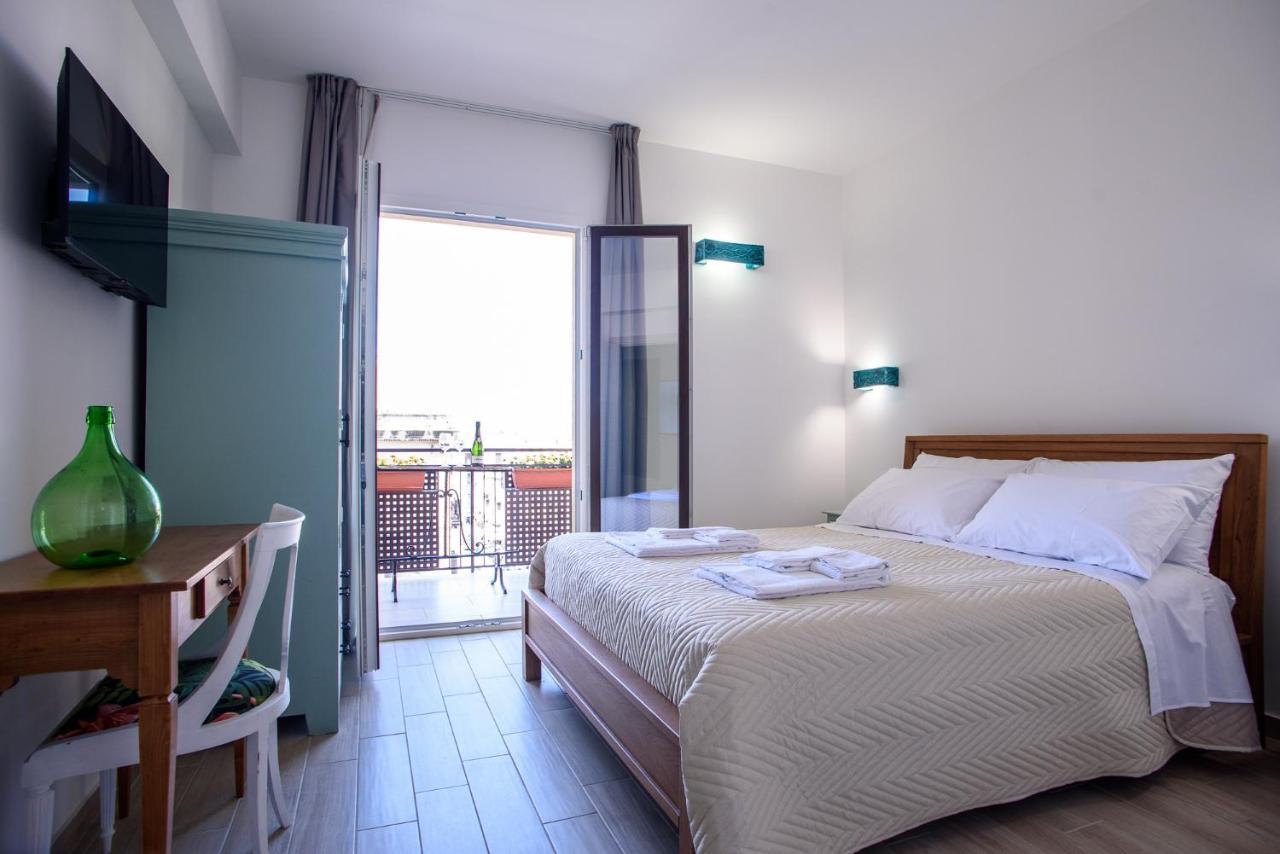 Central Station Apartments - Fanale Rentals Palermo Eksteriør bilde