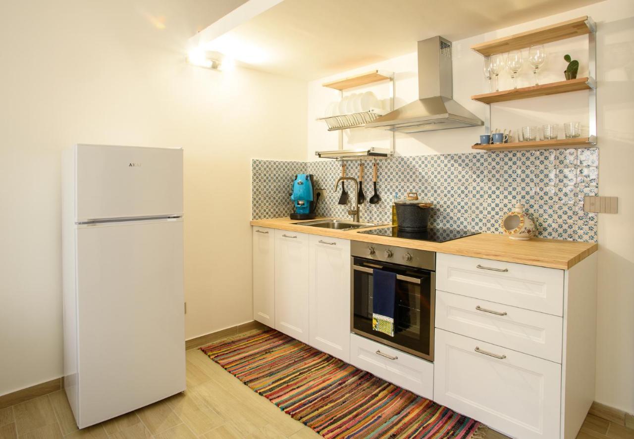 Central Station Apartments - Fanale Rentals Palermo Eksteriør bilde